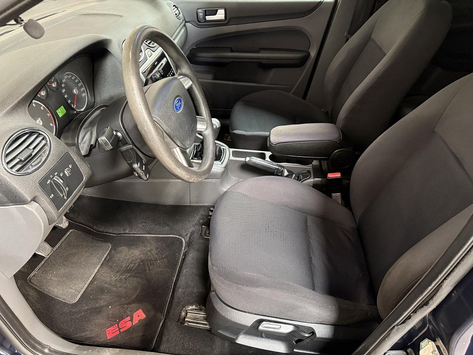 Ford Focus 1.6i 
