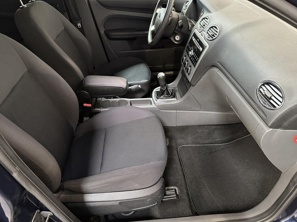 Ford Focus 1.6i 