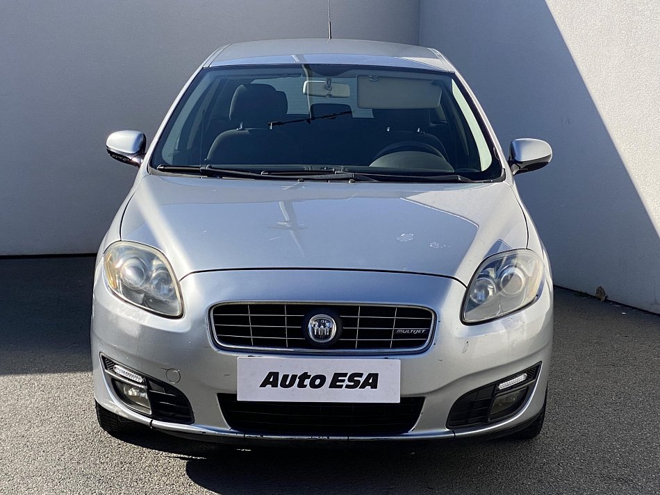 Fiat Croma 1.9 JTD 