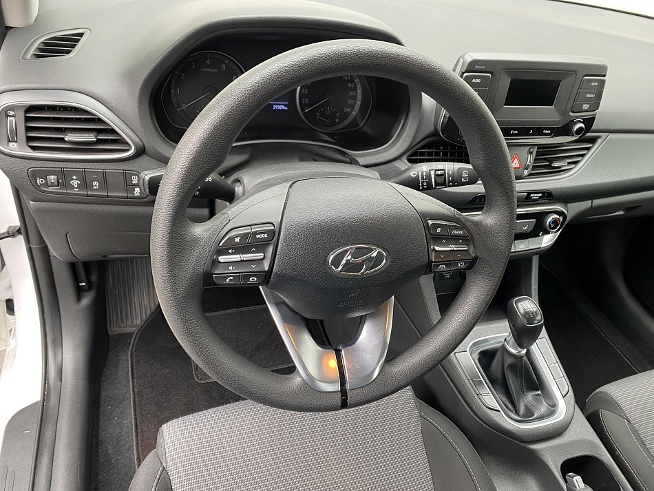 Hyundai I30 1.5 DPi Smart
