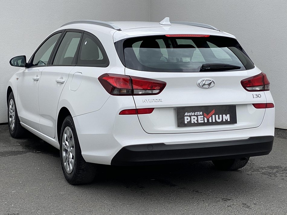 Hyundai I30 1.5 DPi Smart