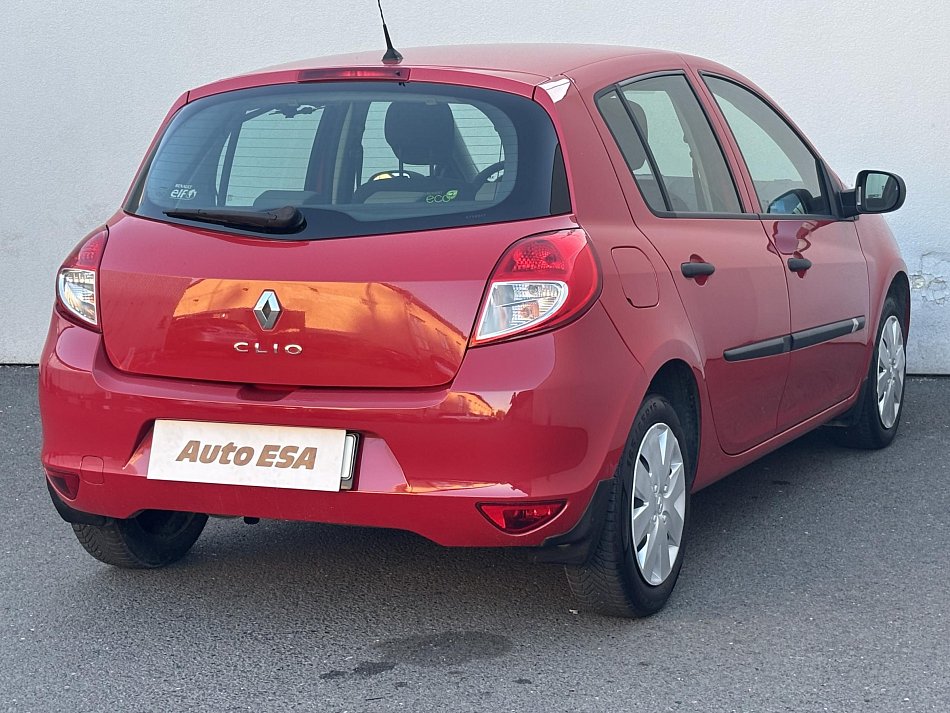 Renault Clio 1.2 i 