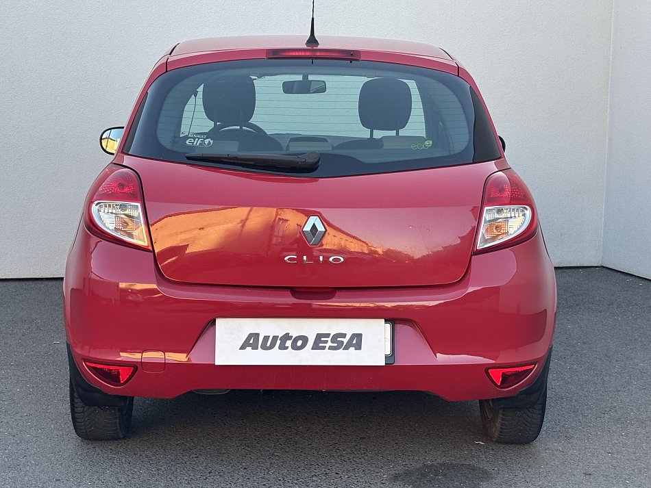 Renault Clio 1.2 i 