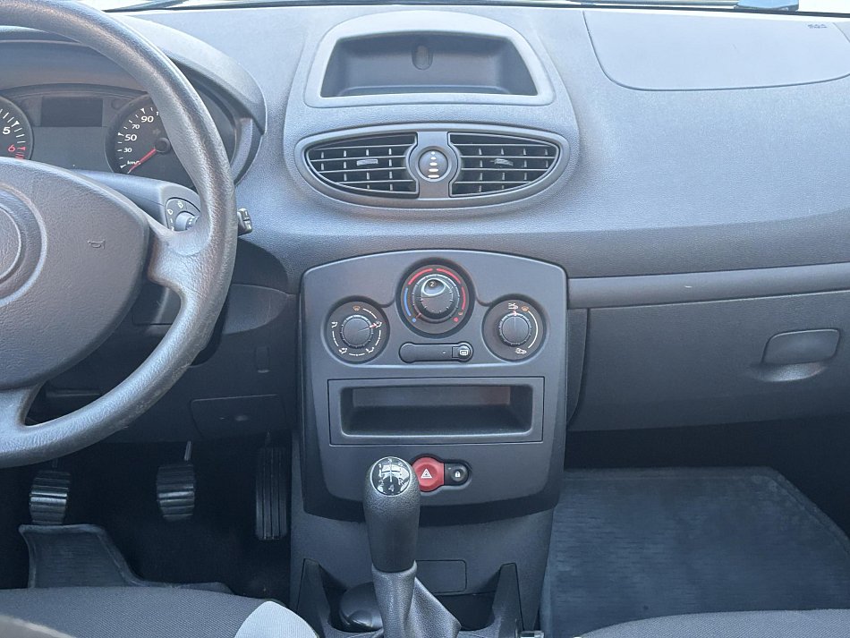 Renault Clio 1.2 i 