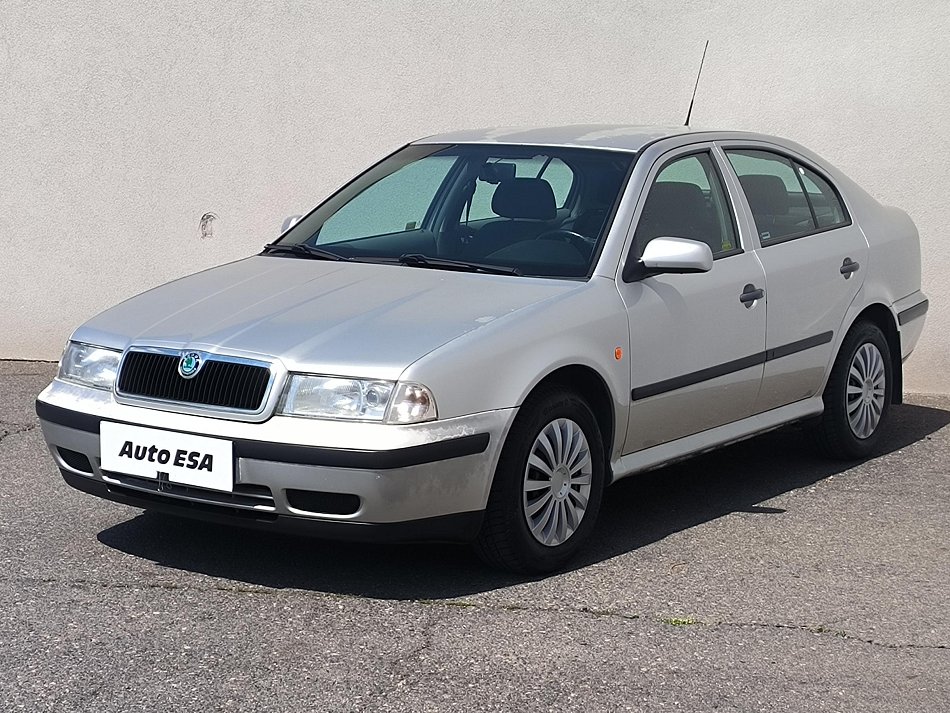 Škoda Octavia 1.6i 