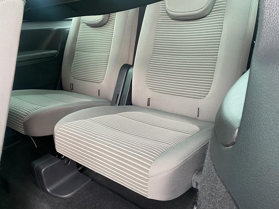 Seat Alhambra 2.0 TDi Style 7míst