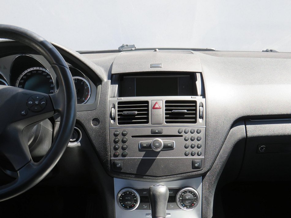 Mercedes-Benz Třída C 1.8CGi  C 180
