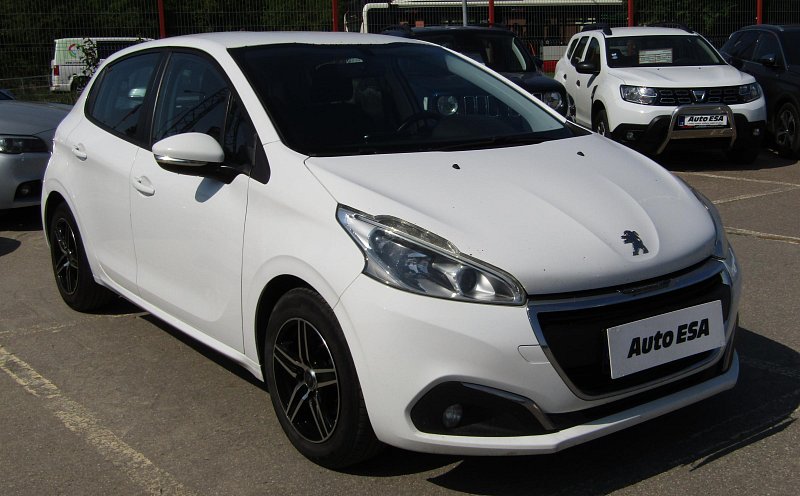 Peugeot 208 1.6HDi 