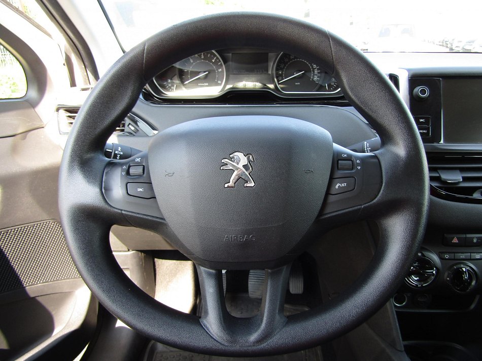 Peugeot 208 1.6HDi 