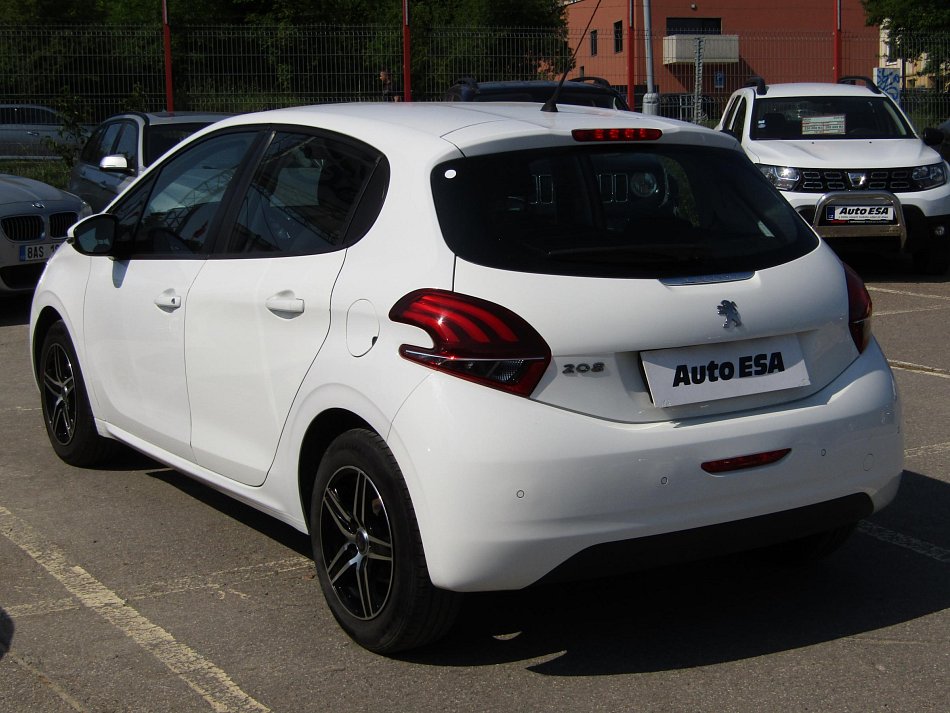 Peugeot 208 1.6HDi 