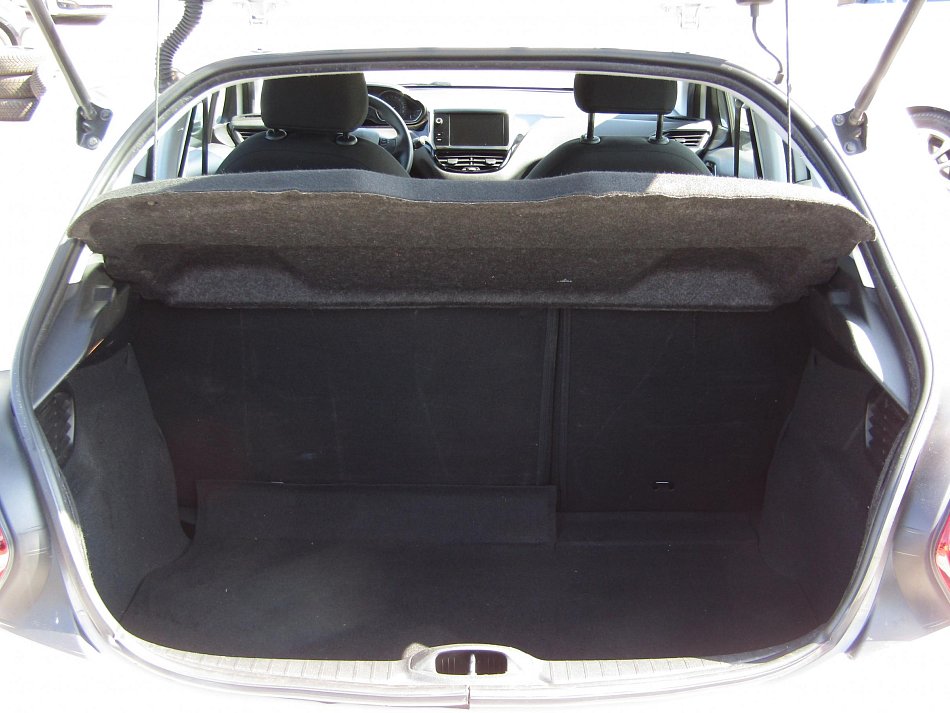 Peugeot 208 1.6HDi 