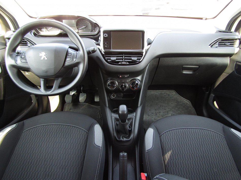 Peugeot 208 1.6HDi 