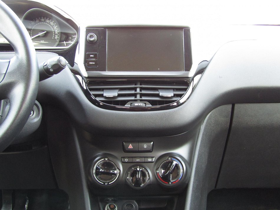 Peugeot 208 1.6HDi 