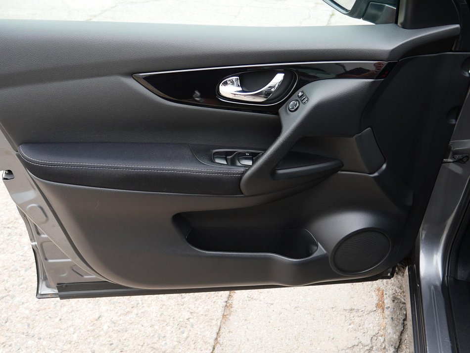 Nissan Qashqai 1.6 DIG-T 