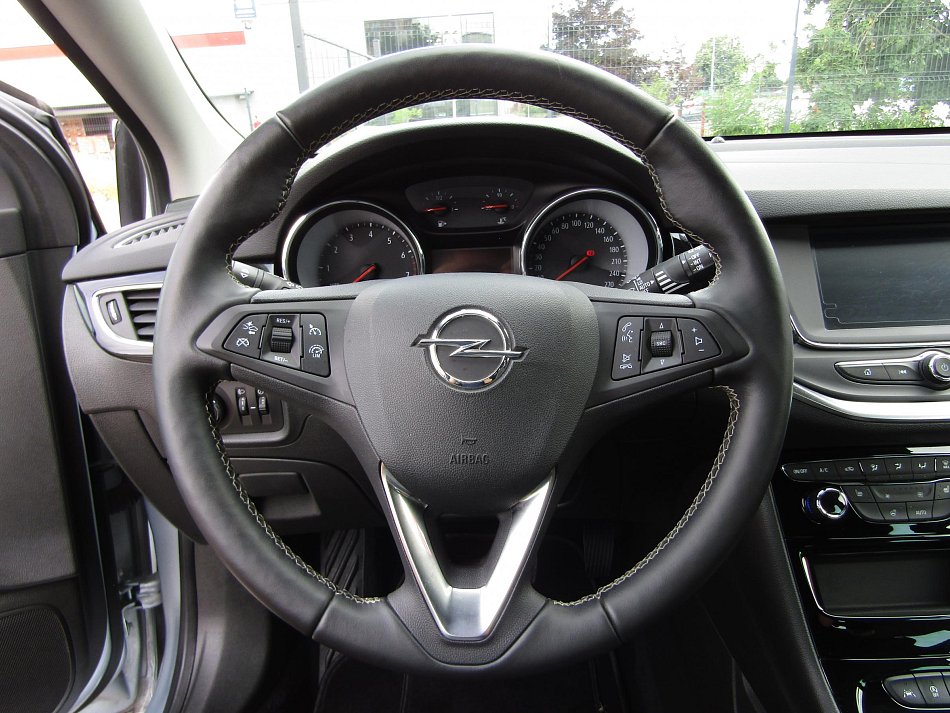 Opel Astra 1.2 T 