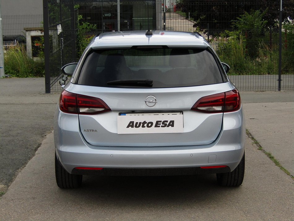 Opel Astra 1.2 T 