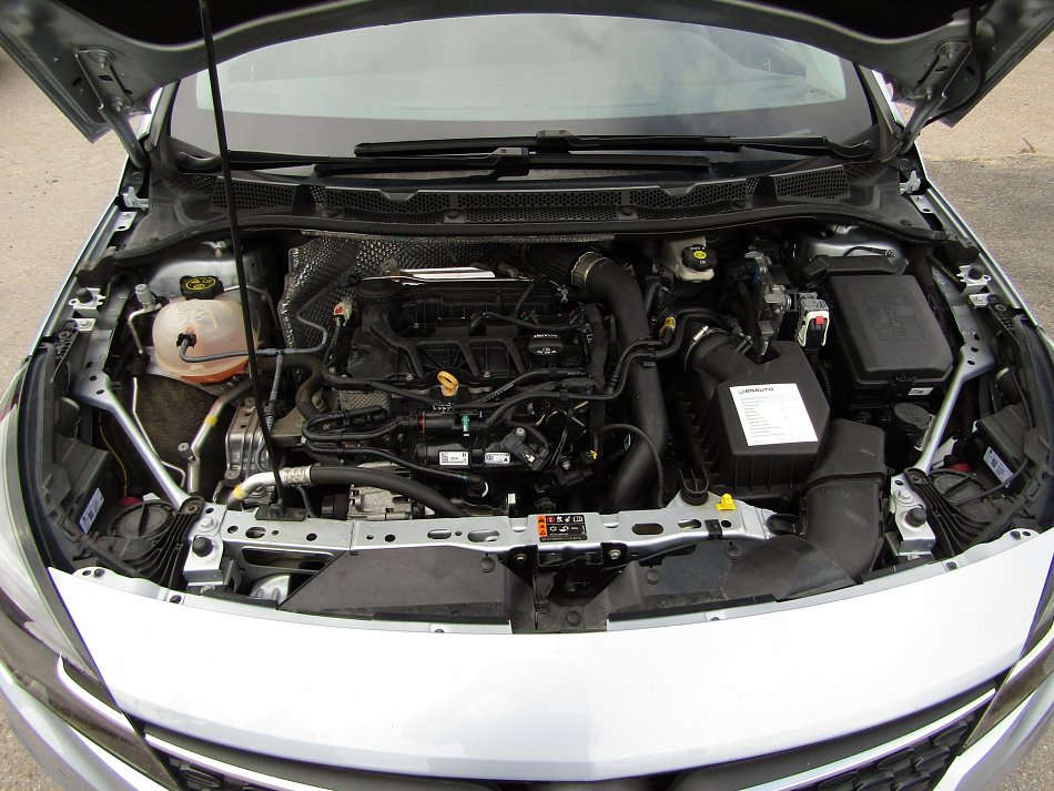 Opel Astra 1.2 T 