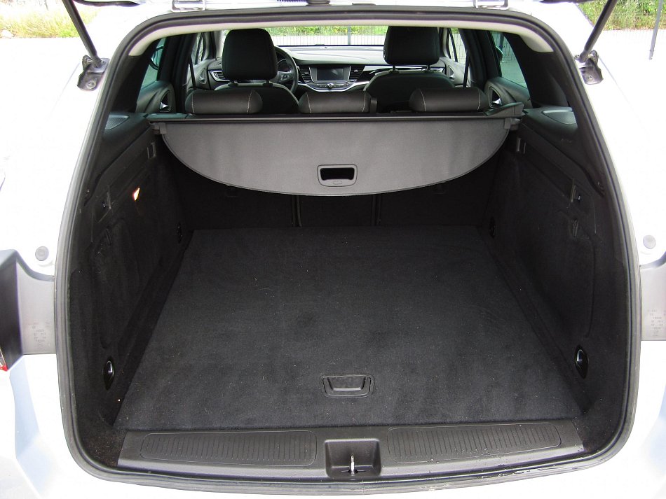 Opel Astra 1.2 T 