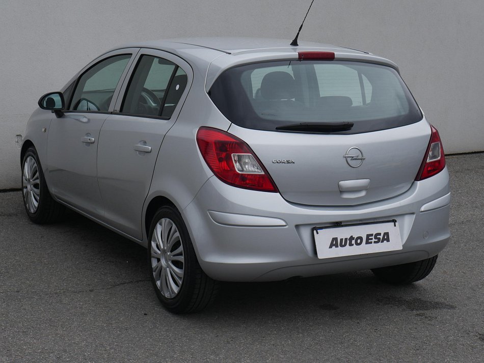 Opel Corsa 1.2i 