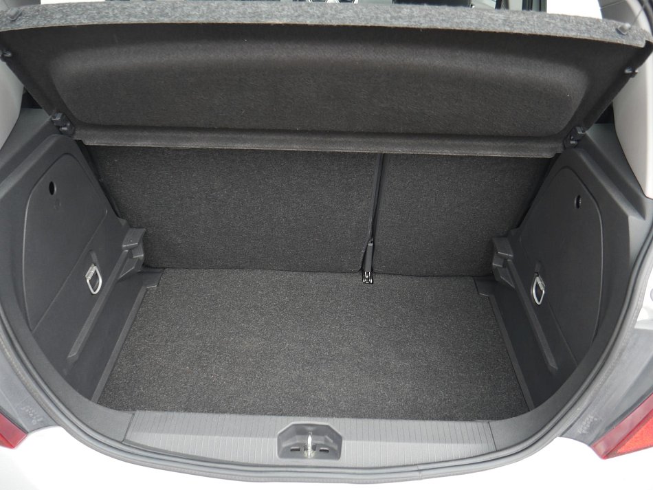 Opel Corsa 1.2i 