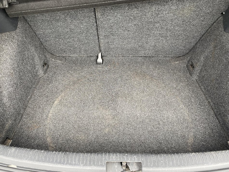 Volkswagen Golf 1.4i 