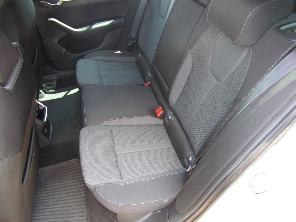 Škoda Octavia IV 1.5 TSi Style