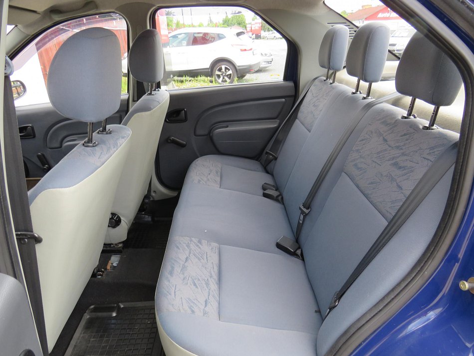 Dacia Logan 1.4i 