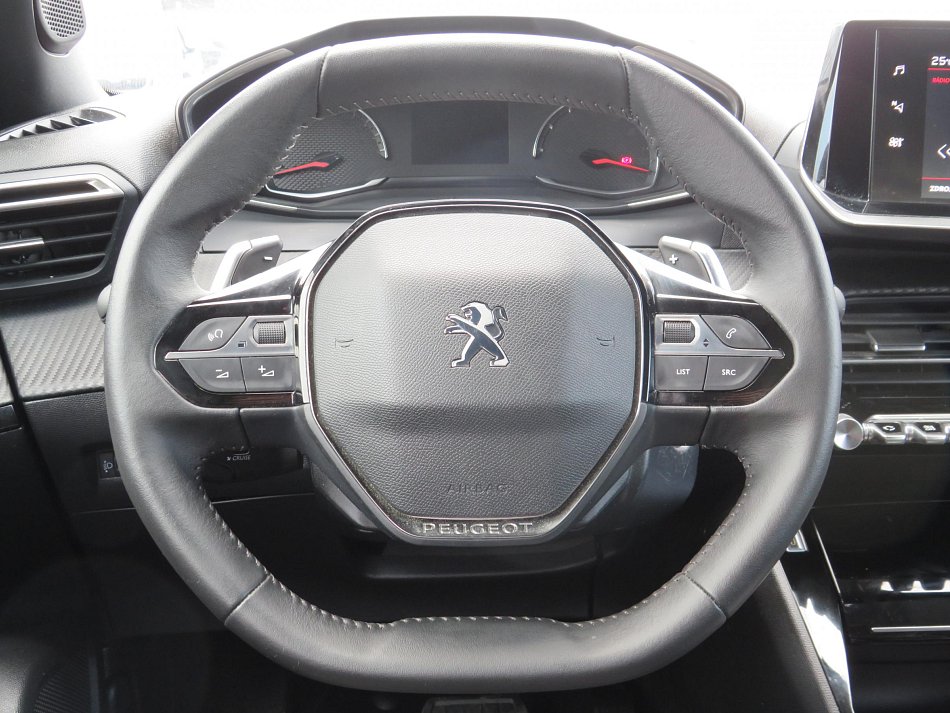 Peugeot 2008 1.2 PT Allure