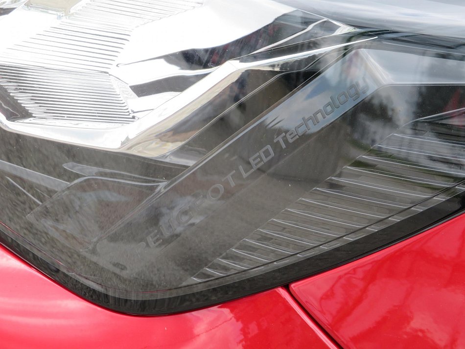 Peugeot 2008 1.2 PT Allure