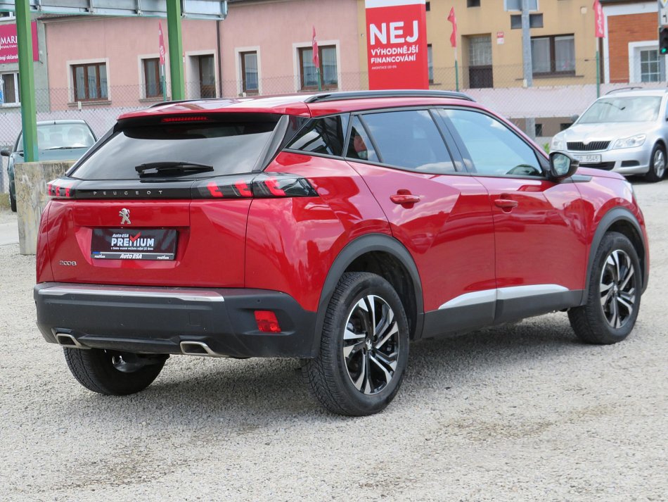 Peugeot 2008 1.2 PT Allure