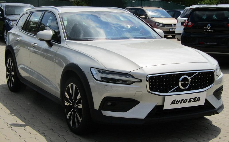 Volvo V60 2.0 D4 Cross Country 4x4