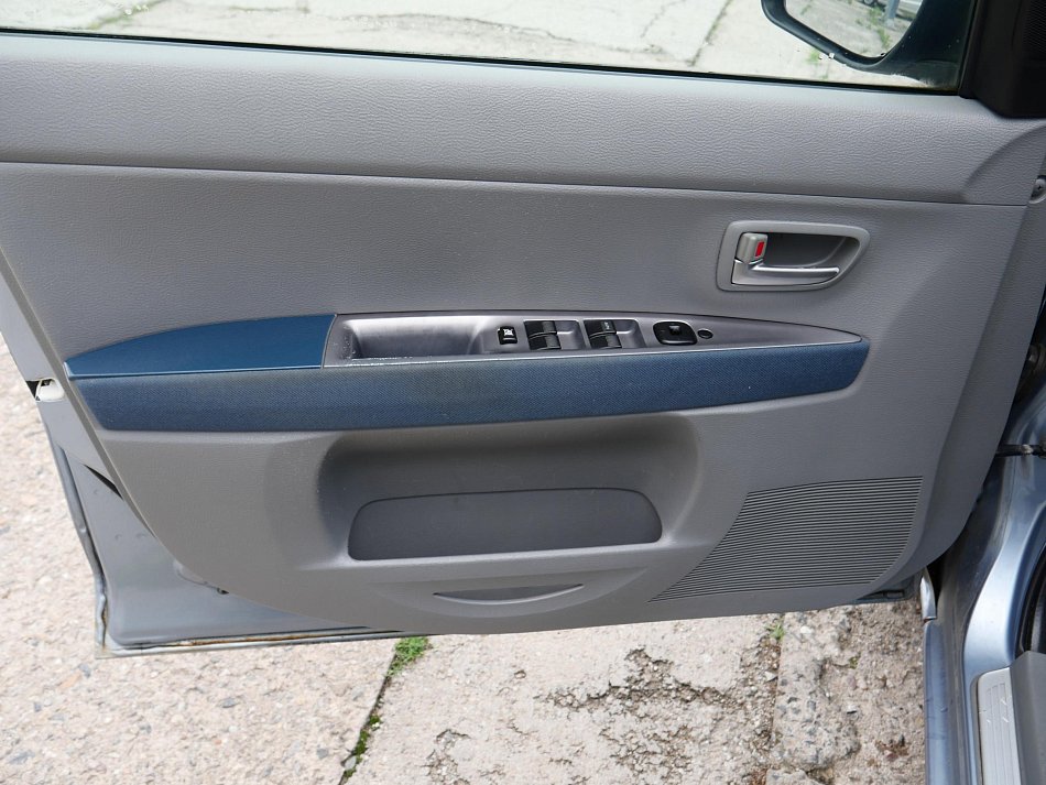 Mazda 2 1.3i 