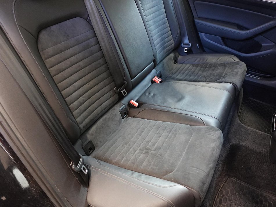 Volkswagen Passat 2.0TDi Highline