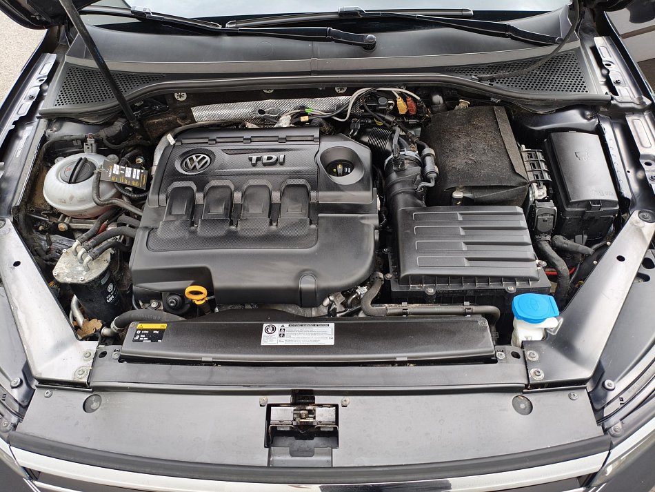 Volkswagen Passat 2.0 TDi Highline
