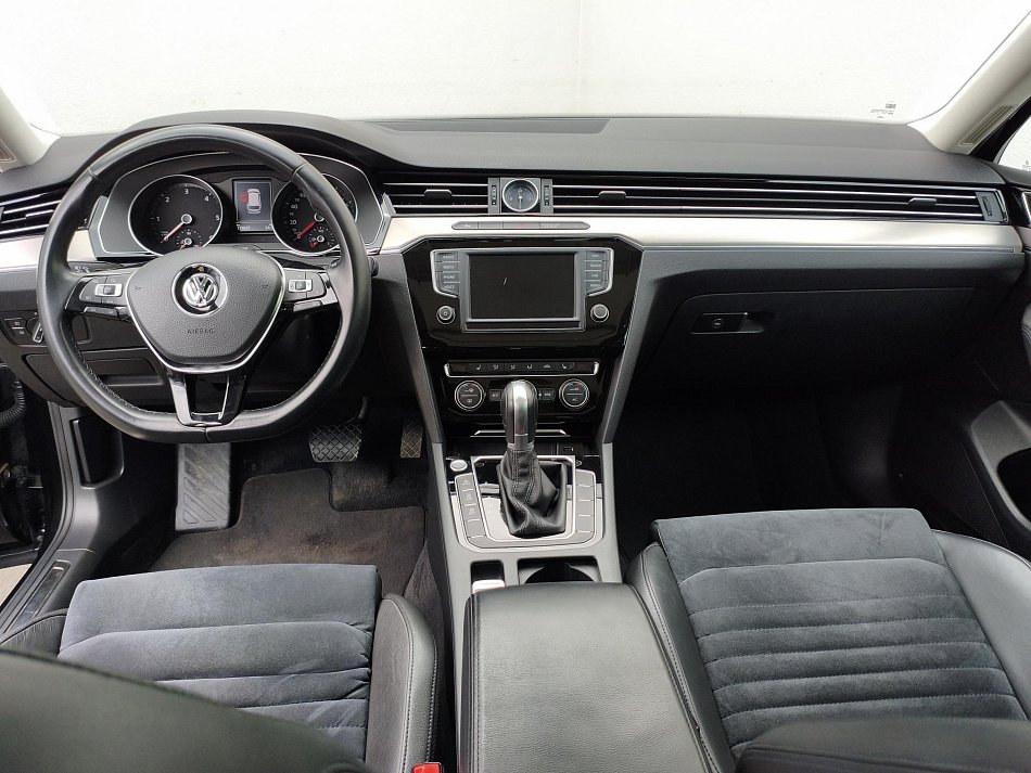 Volkswagen Passat 2.0 TDi Highline