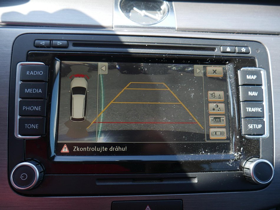 Volkswagen Passat 2.0 TDi 