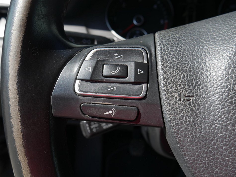 Volkswagen Passat 2.0 TDi 