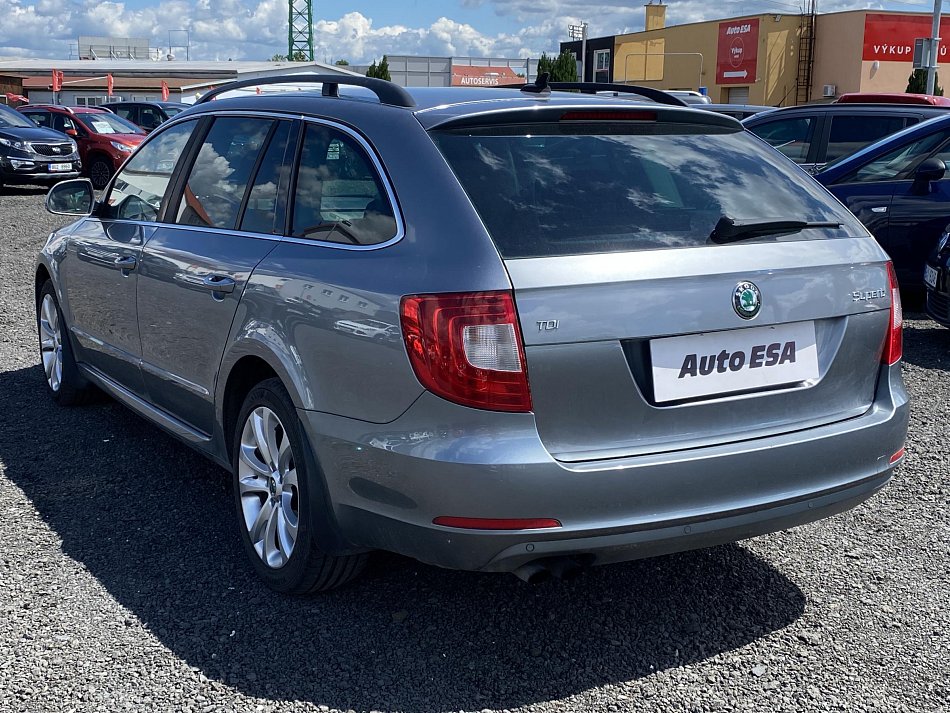 Škoda Superb II 1.6 TDi Family