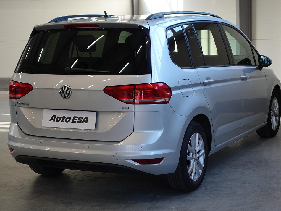 Volkswagen Touran 1.6TDi 