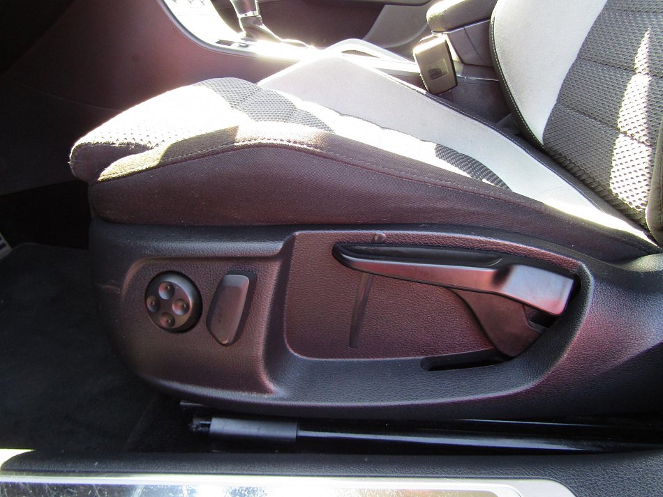 Volkswagen Passat 2.0 TDi R-Line