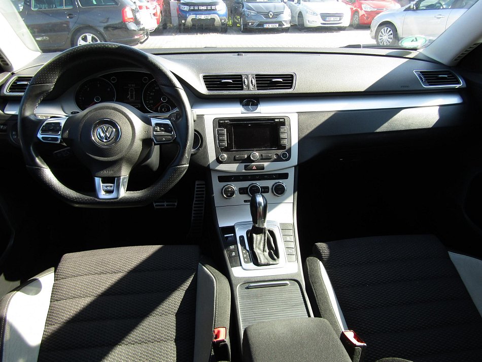 Volkswagen Passat 2.0 TDi R-Line