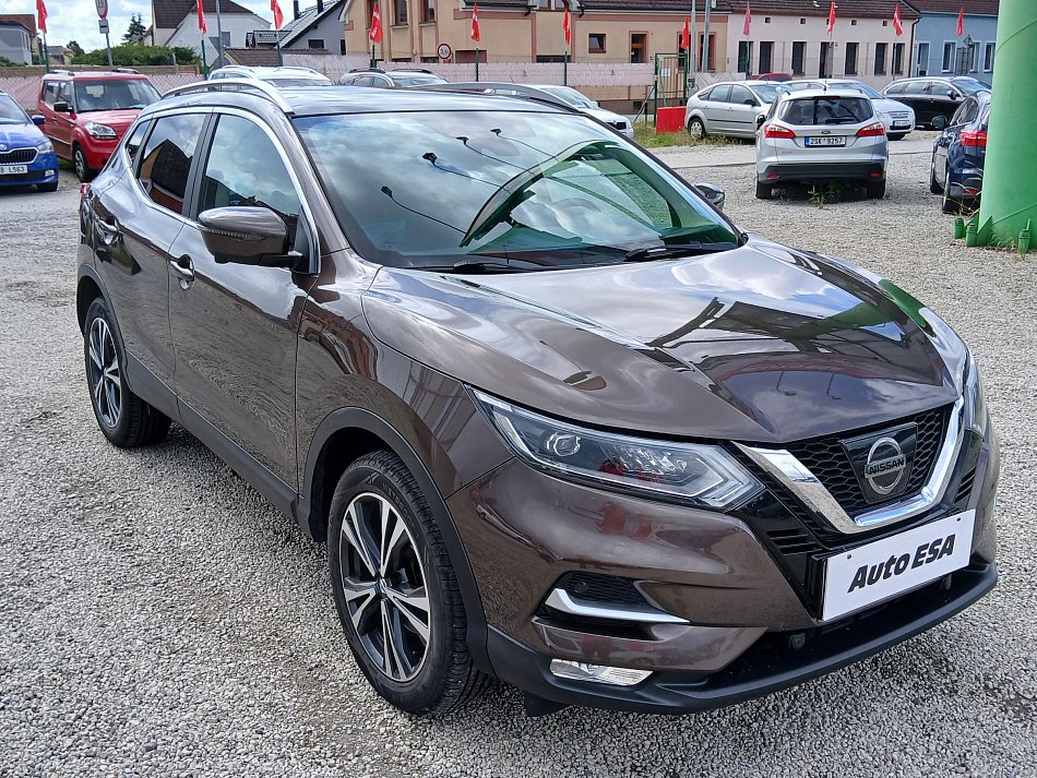 Nissan Qashqai 1.2DIG-T Connect