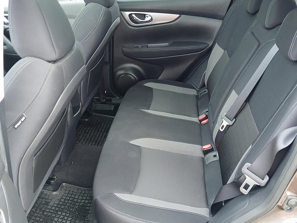Nissan Qashqai 1.2DIG-T Connect