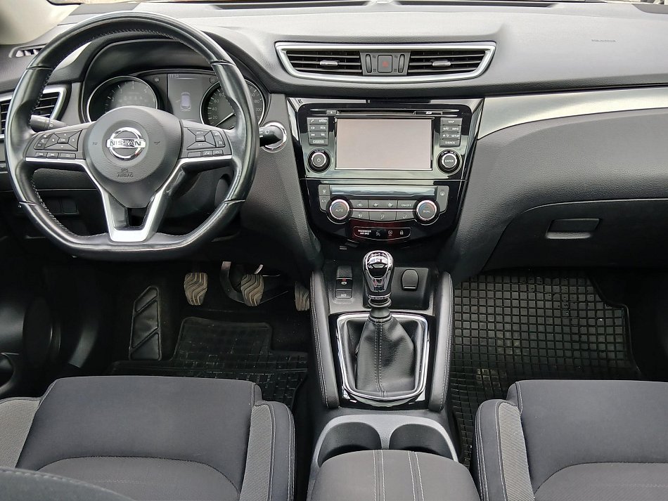 Nissan Qashqai 1.2DIG-T Connect