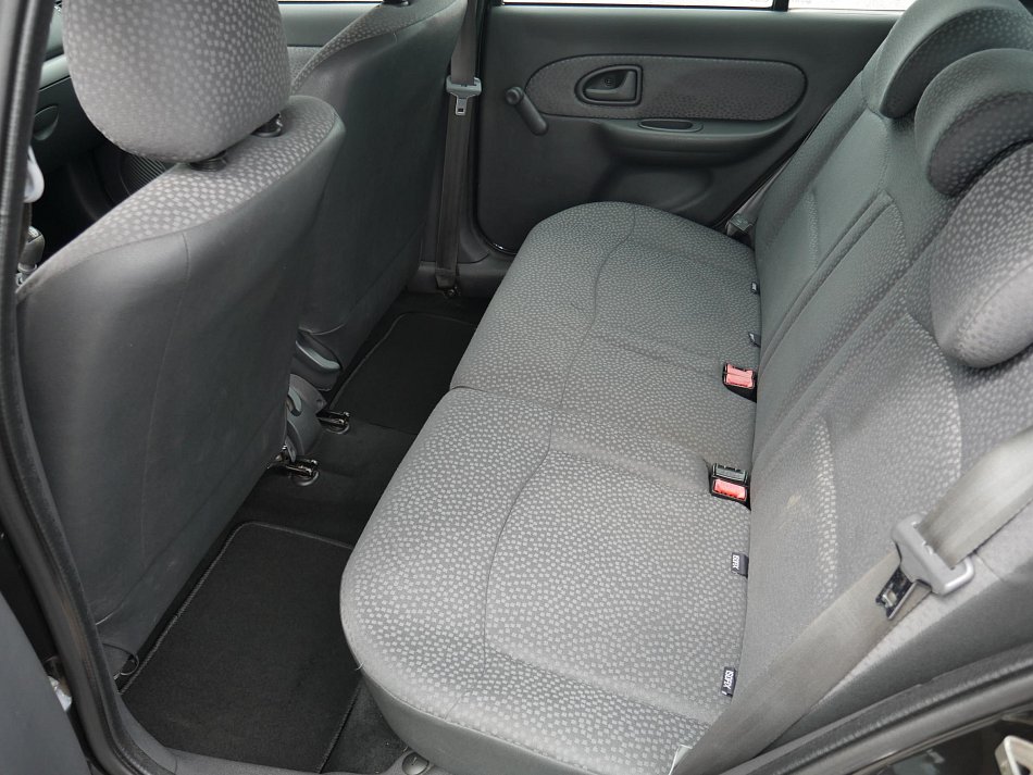Renault Clio 1.2i 