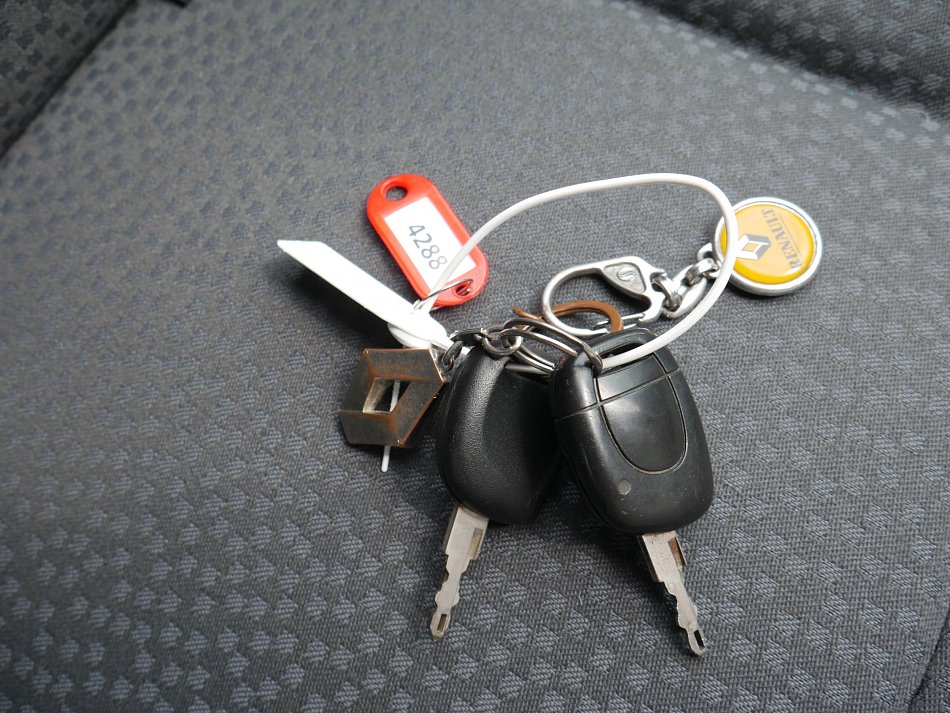 Renault Clio 1.2i 
