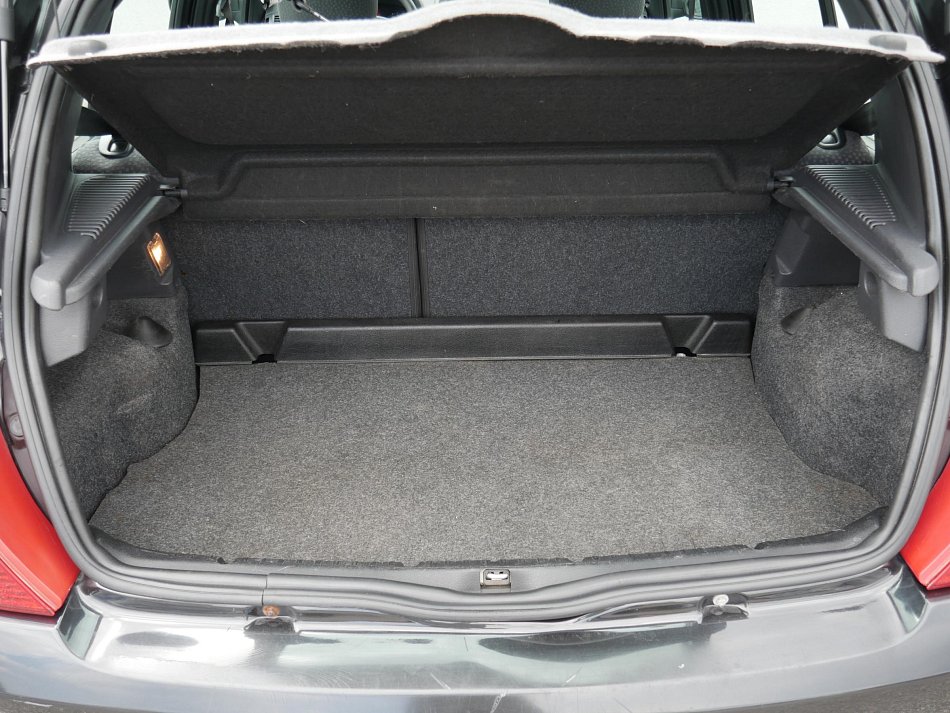 Renault Clio 1.2i 