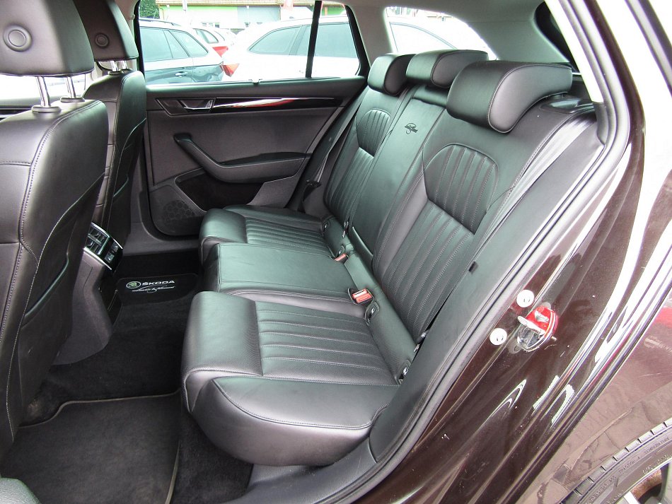 Škoda Superb III 2.0 TDi L&K 4x4