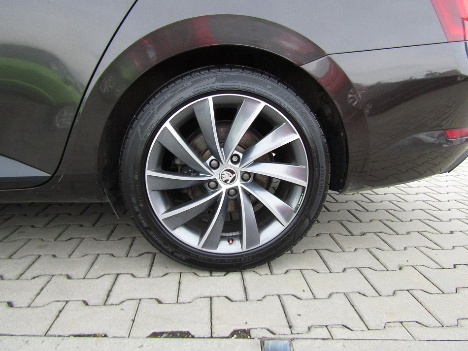 Škoda Superb III 2.0 TDi L&K 4x4