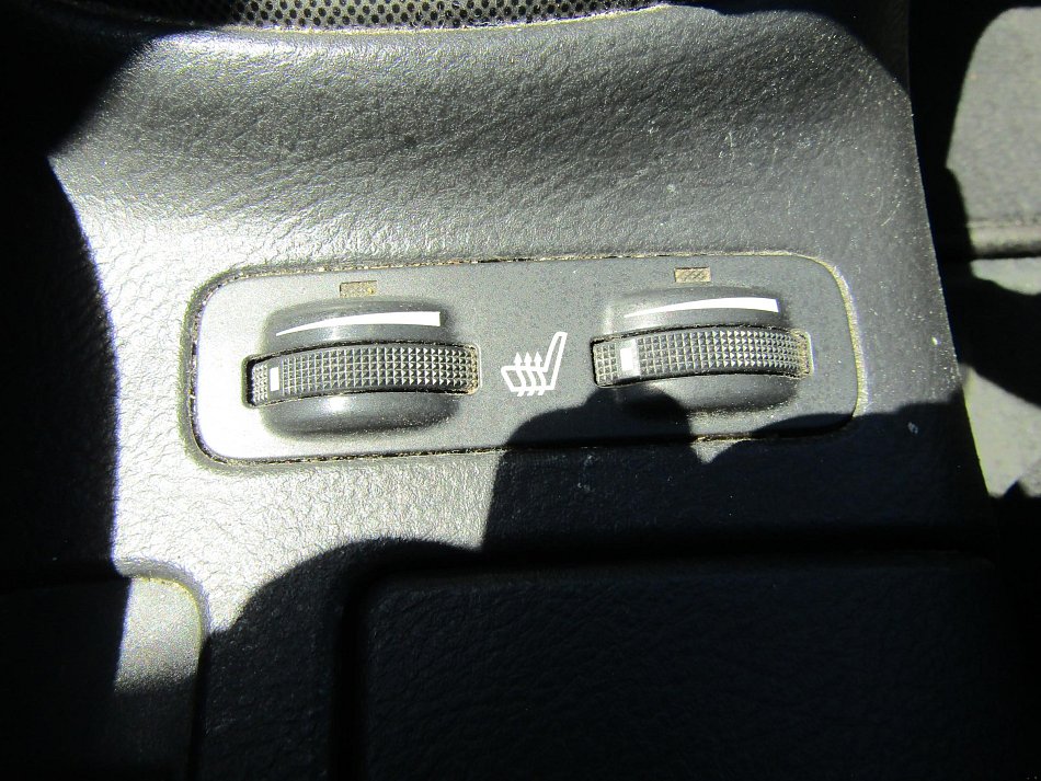 Toyota Avensis 1.8i 